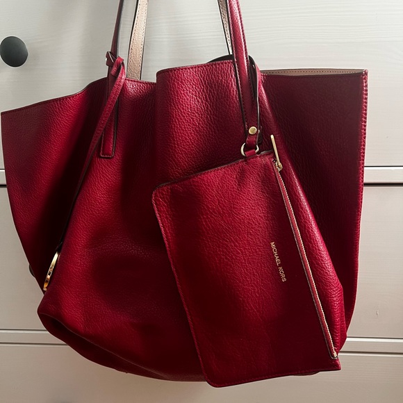 Michael Kors Collection Bags Michael Kors Izzy Large Reversible